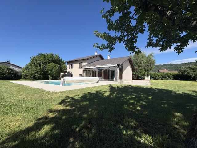 Maison vente à Nantua, Izernore