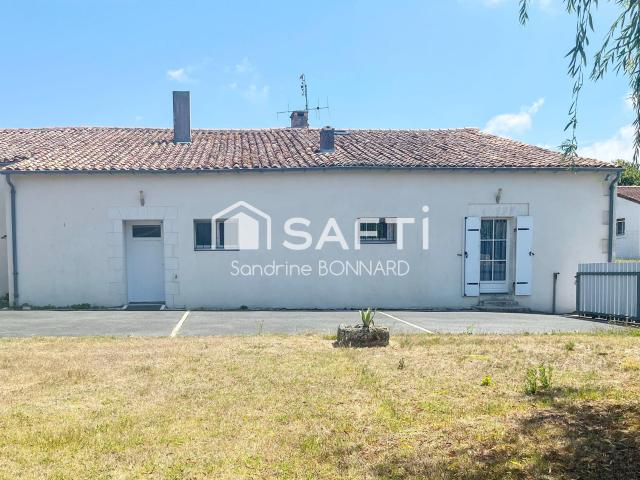 Maison vente à Saintes, Semussac