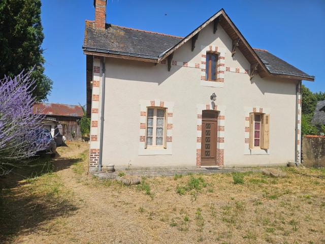 Maison vente à Saumur, Genneteil