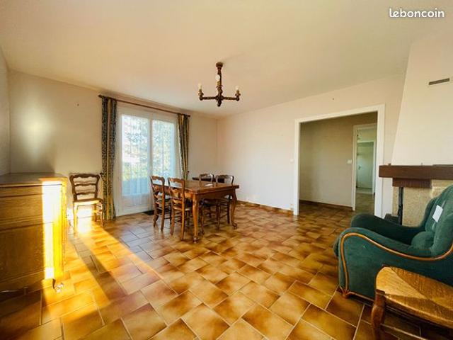 Maison vente à La Roche-sur-Yon, Saint-paul-mont-penit