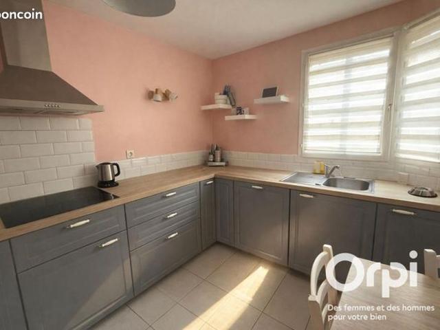 Maison vente à Versailles, Montigny-le-bretonneux