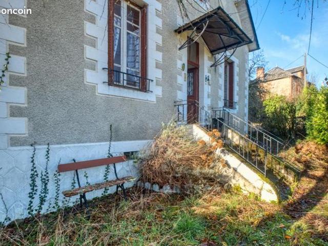 Maison vente à La Roche-Canillac, Corrèze