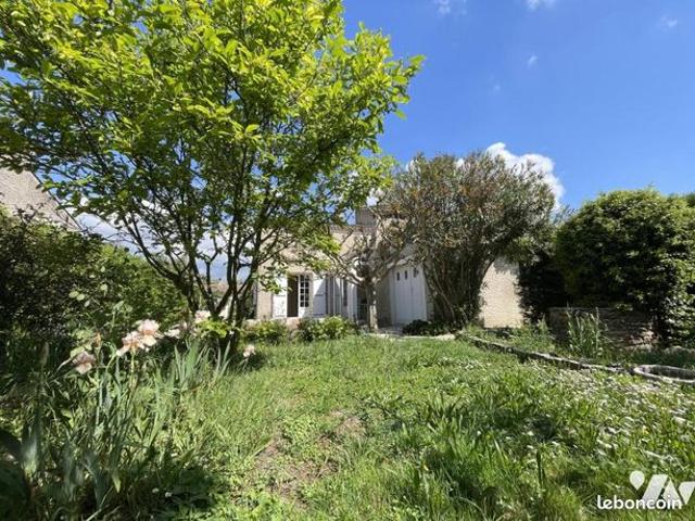 Maison vente à Arles, Noves