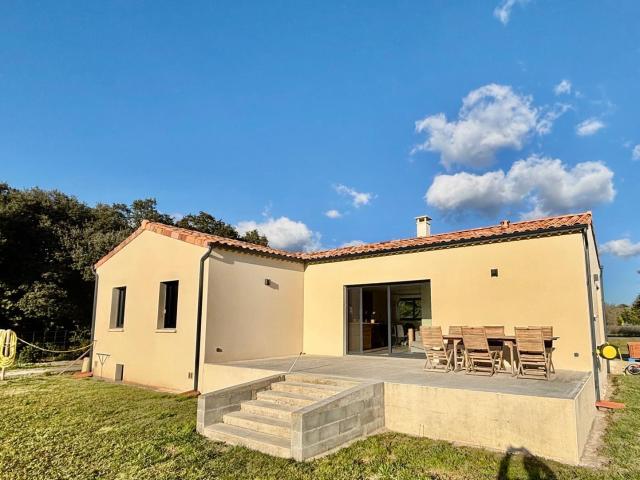 Maison vente à Carpentras, Grillon