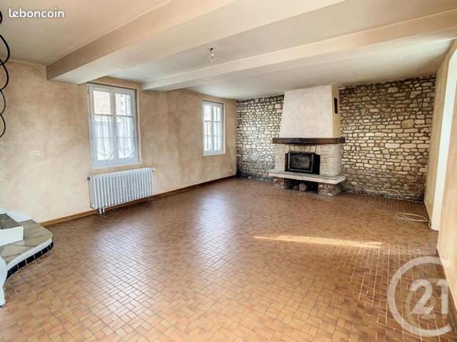 Maison vente à Compiègne, Monchy-humières