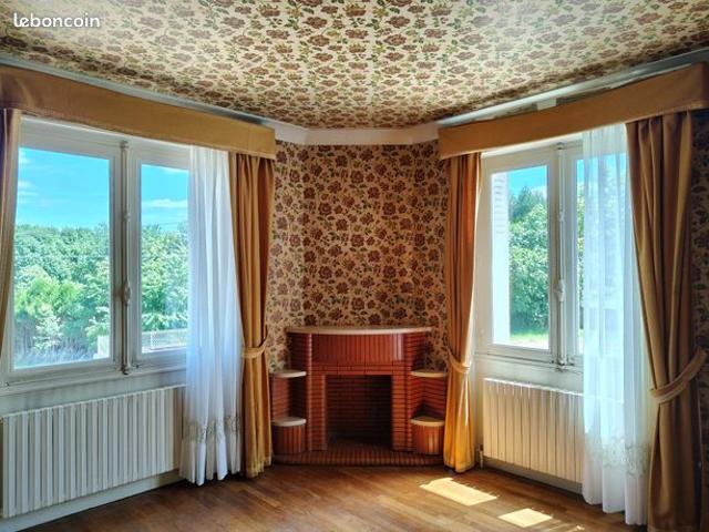 Maison vente à Nontron, Piégut-pluviers