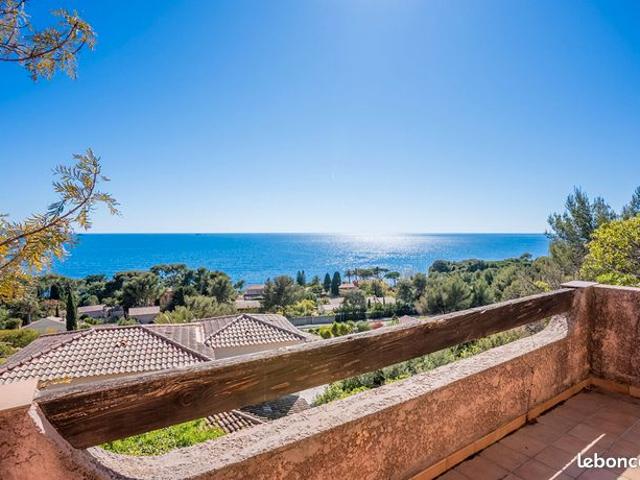Maison vente à Arrondissement de Toulon, Carqueiranne