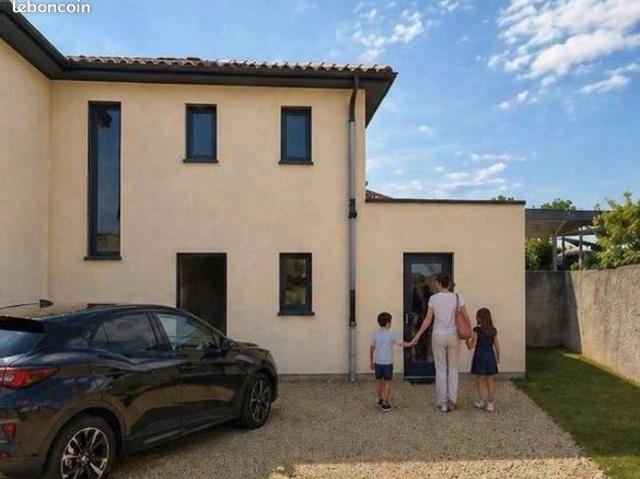 Maison vente à Privas, Saint-priest