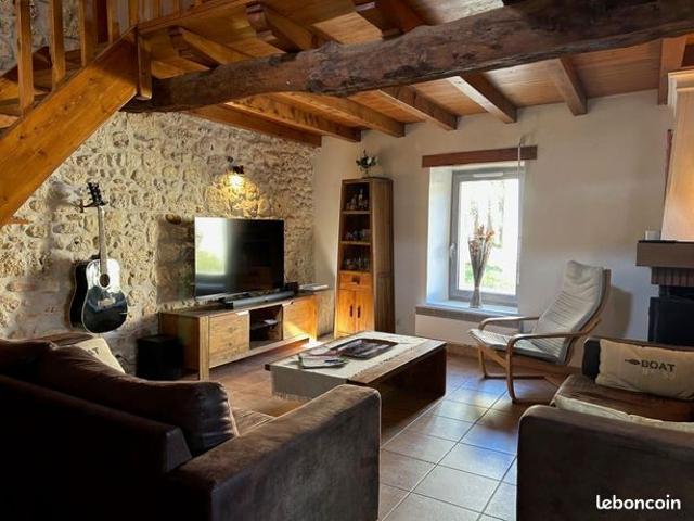 Maison vente à Saint-Jean-d'Angély, Saint-savinien