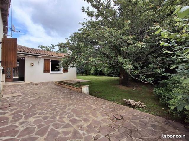 Maison vente à Confolens, Chasseneuil-sur-bonnieure