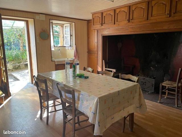 Maison vente à Figeac, Molières