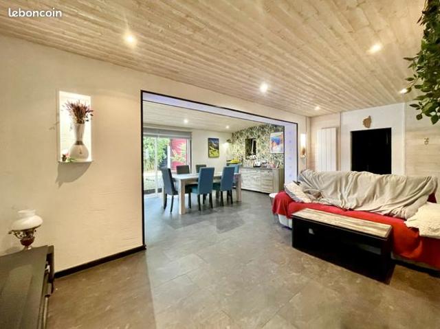 Maison vente à Lure, La Montagne