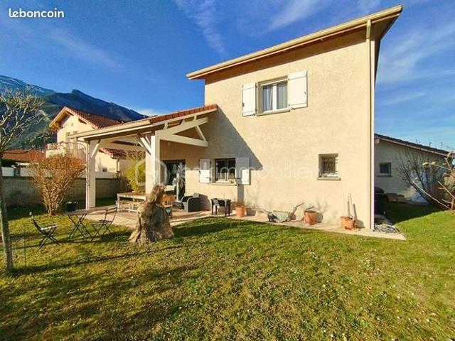 Maison vente à Grenoble, Vif