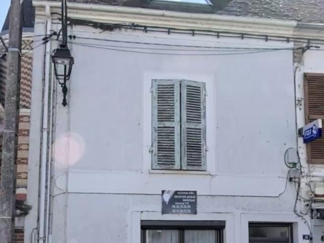 Maison vente à Fontainebleau, Montcourt-fromonville
