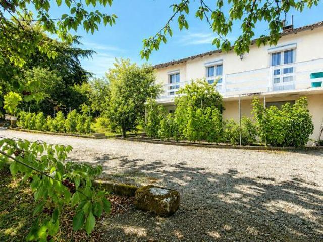Maison vente à Nontron, Saint-romain-et-saint-clément