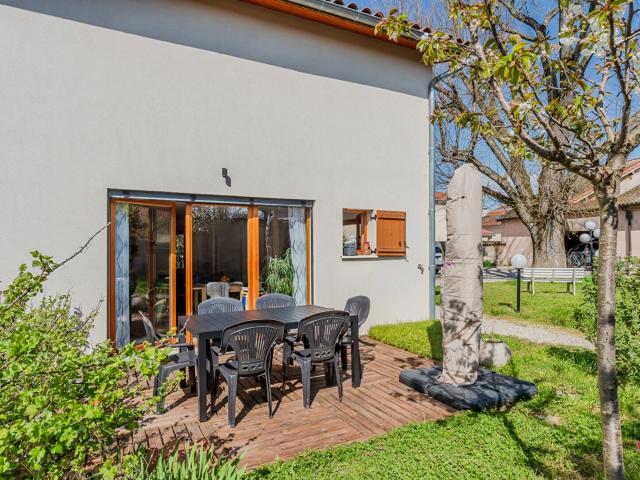 Maison vente à Le Village, Vaulx-en-Velin