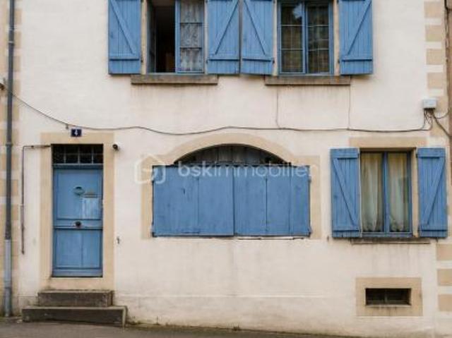 Maison vente à Centre ville, Thiers