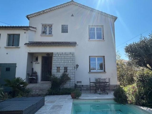 Maison vente à Arrondissement de Toulon, Six-fours-les-plages