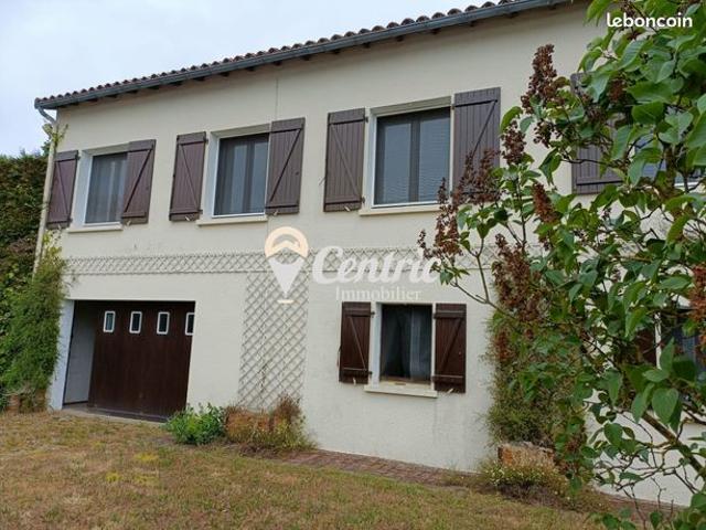 Maison vente à Bressuire, Chiché
