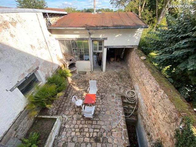 Maison vente à La Châtre, Orsennes
