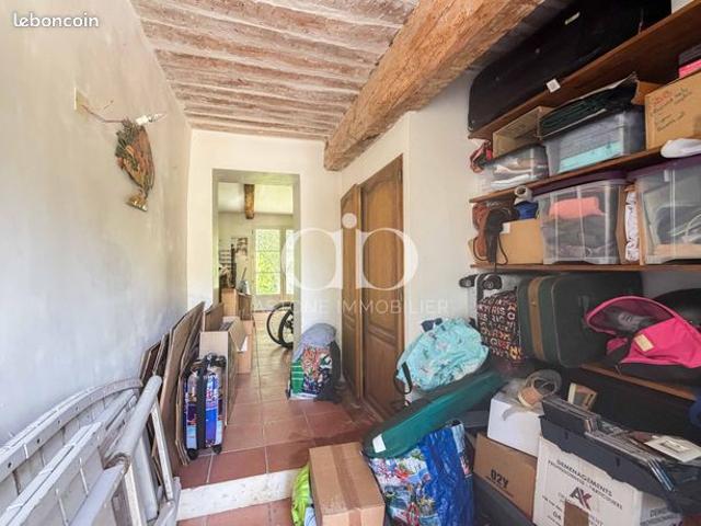 Maison vente à Marseille, Roquevaire