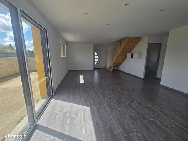 Maison location à Bel-Air, Saint-Bihy