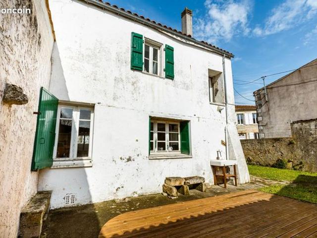 Maison vente à Rochefort, Hiers-brouage