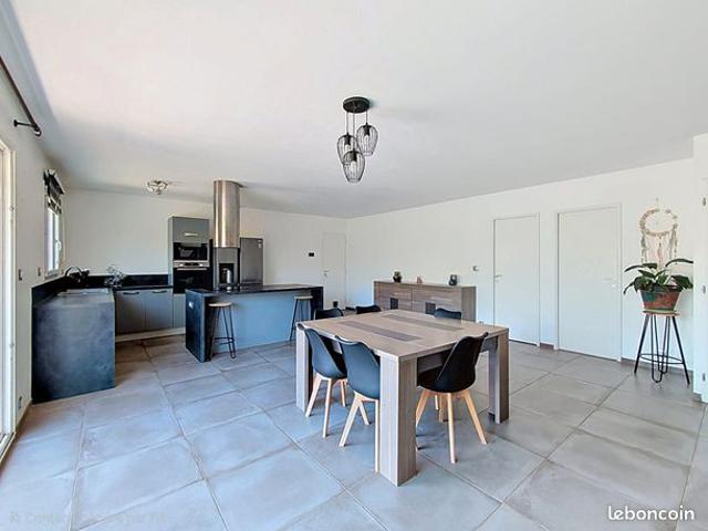 Maison vente à Aix-en-Provence, Sénas
