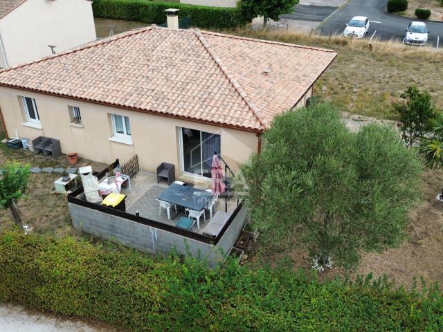 Maison vente à Confolens, Nieuil