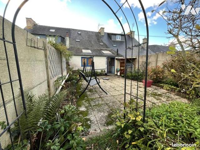 Maison vente à Guingamp, Bretagne