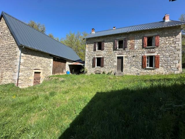 Maison vente à Riom, Sauret-besserve
