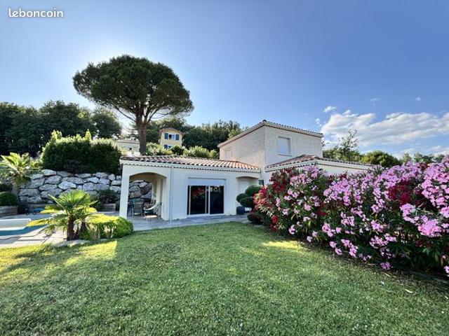 Maison vente à Soyons, Guadeloupe