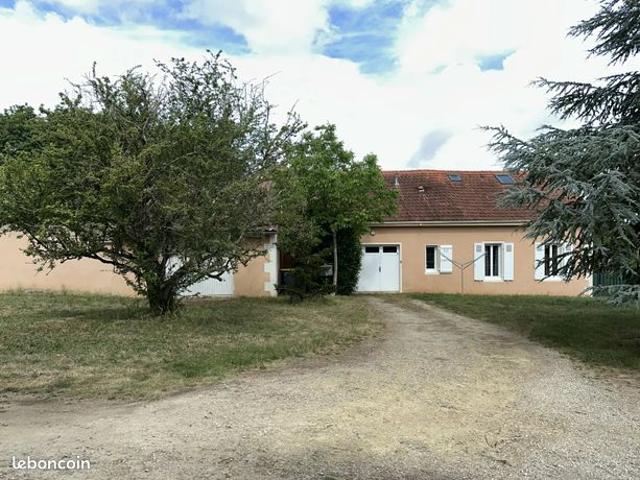 Maison vente à Montmorillon, Lhommaizé