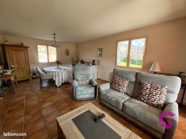 Maison vente à Ambert, Vertolaye