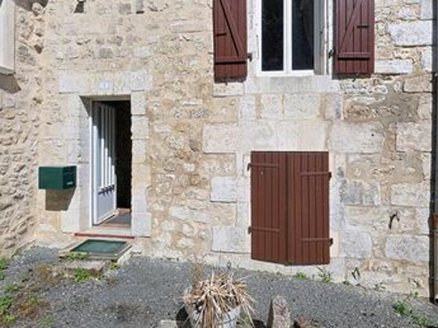 Maison vente à Nontron, La Rochebeaucourt-et-argentine