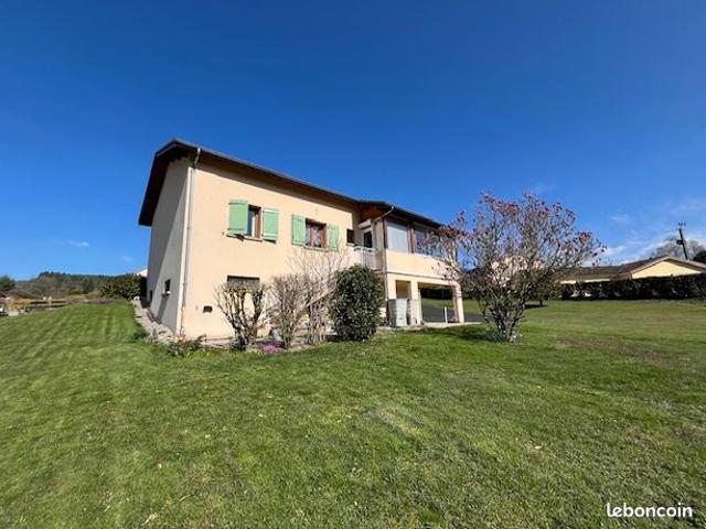 Maison vente à Ambert, Vertolaye