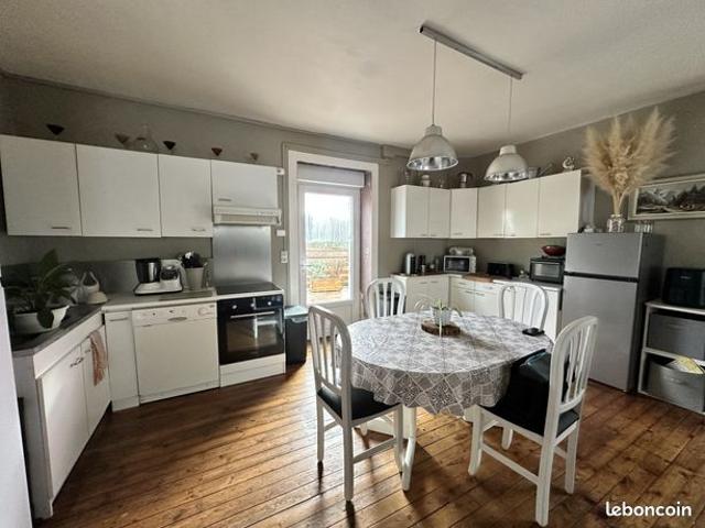 Maison vente à Bellac, Nantiat