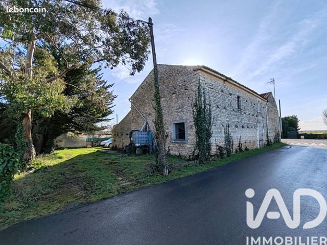 Maison vente à Fontenay-le-Comte, Mouzeuil-saint-martin
