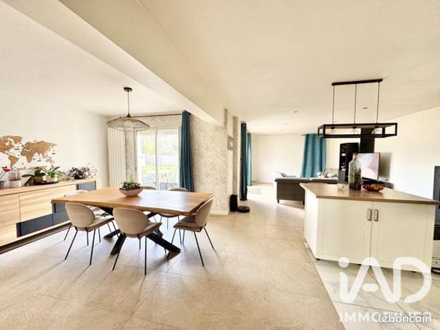 Maison vente à Melun, Combs-la-ville