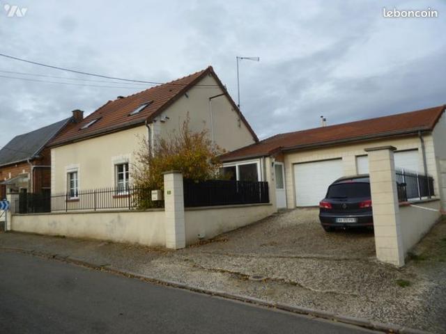 Maison vente à Laon, Travecy