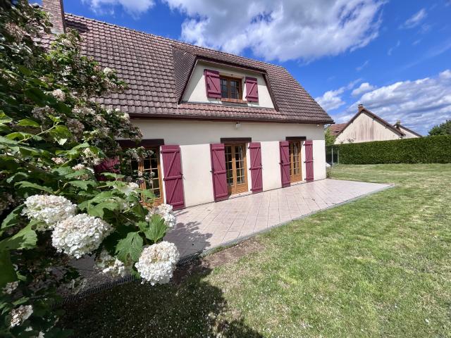 Maison vente à Bernay, Saint-pierre-des-fleurs