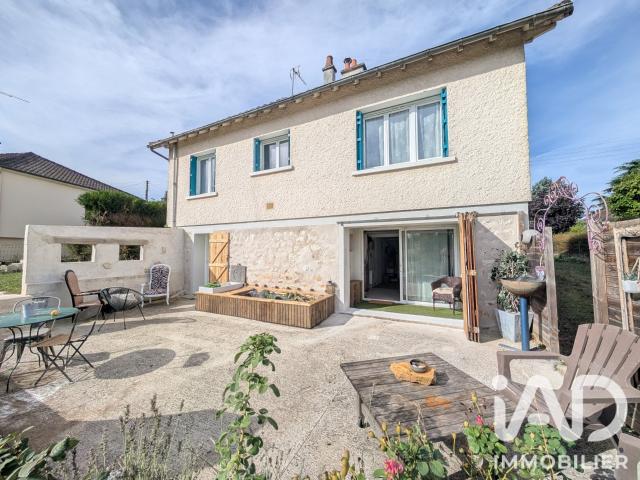Maison vente à Lussac les Châteaux, Lussac-les-Châteaux