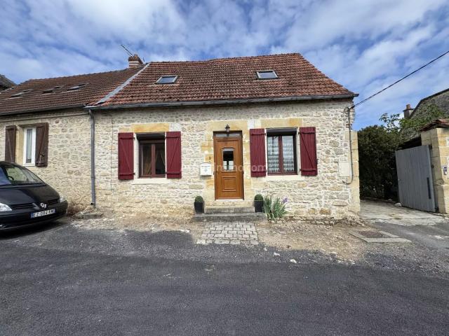 Maison vente à Laon, Roucy