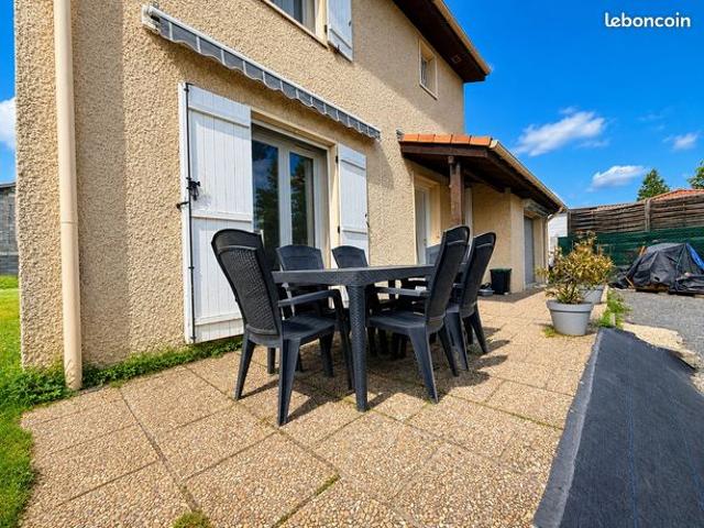Maison vente à Riom, Saint-laure