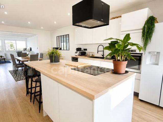 Maison vente à Laval, Louverné
