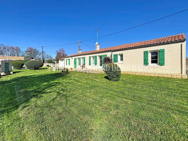 Maison vente à Fontenay-le-Comte, Rosnay