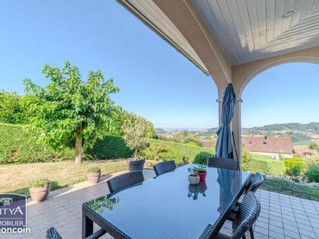 Maison vente à Agen, Cours
