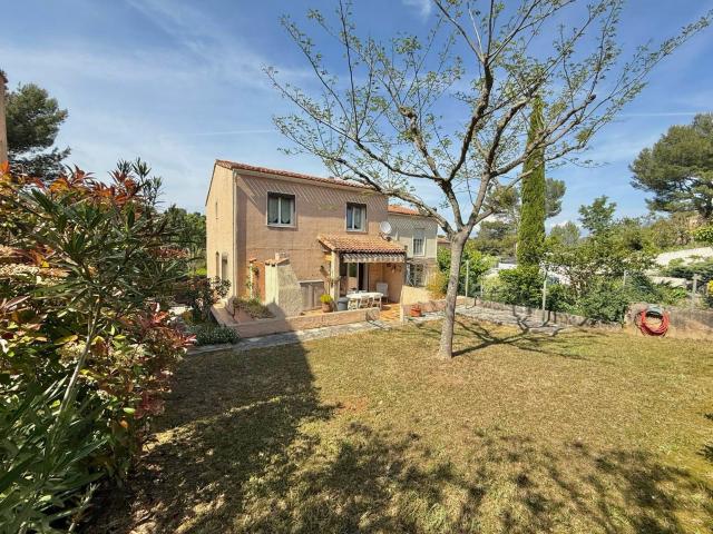 Maison vente à Marseille, Carnoux-en-provence