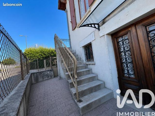 Maison vente à Angoulême, Aignes-et-puypéroux