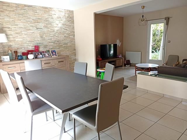 Maison vente à France métropolitaine, Saint-bonnet-lès-allier